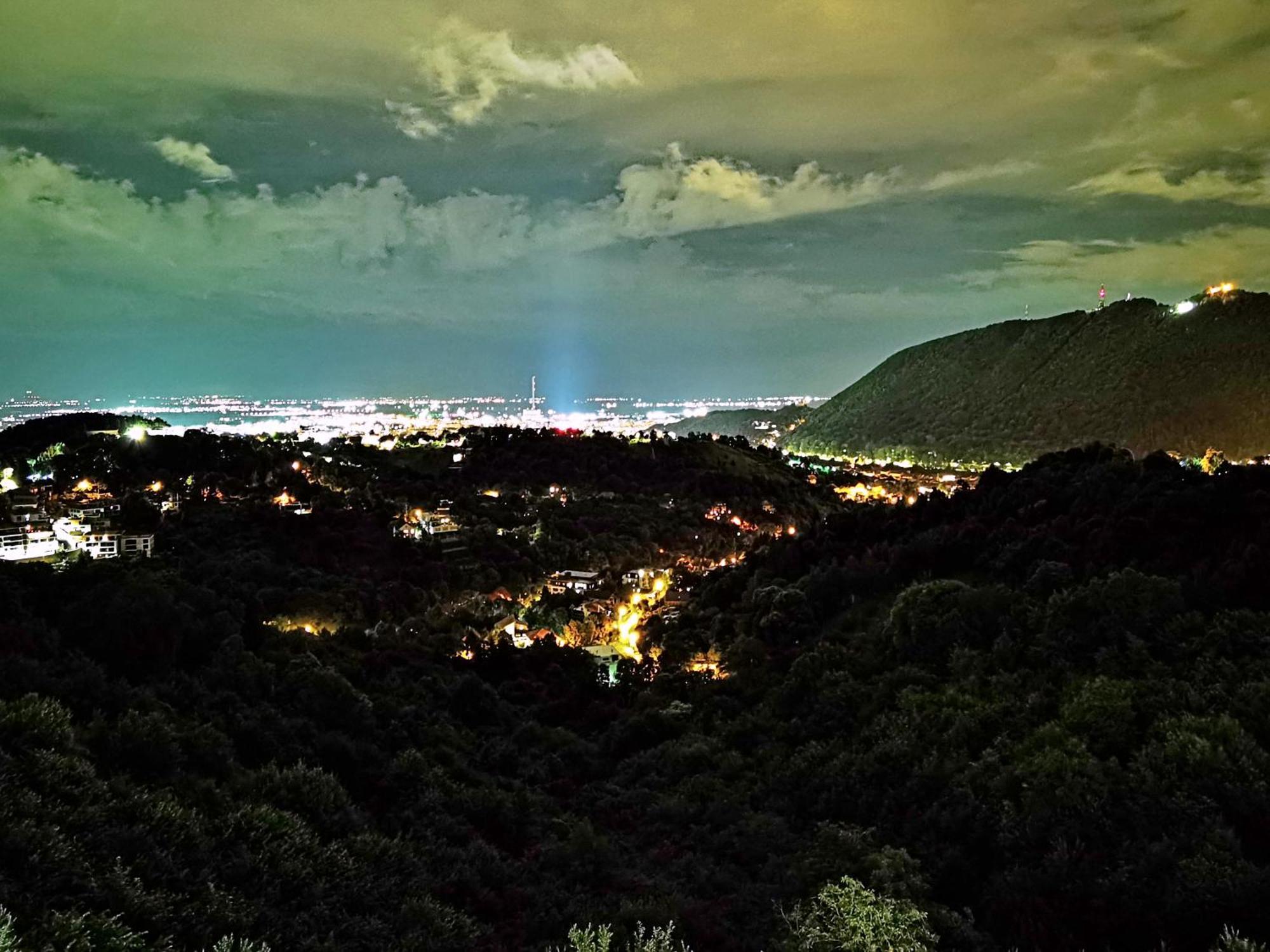 Coroni Seasons Apart With Panoramic View Brasov Exterior photo